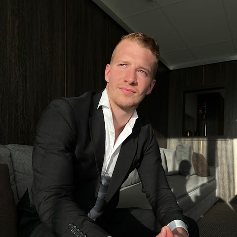 Peter Holmquist, founder of Driven Publishers Elite